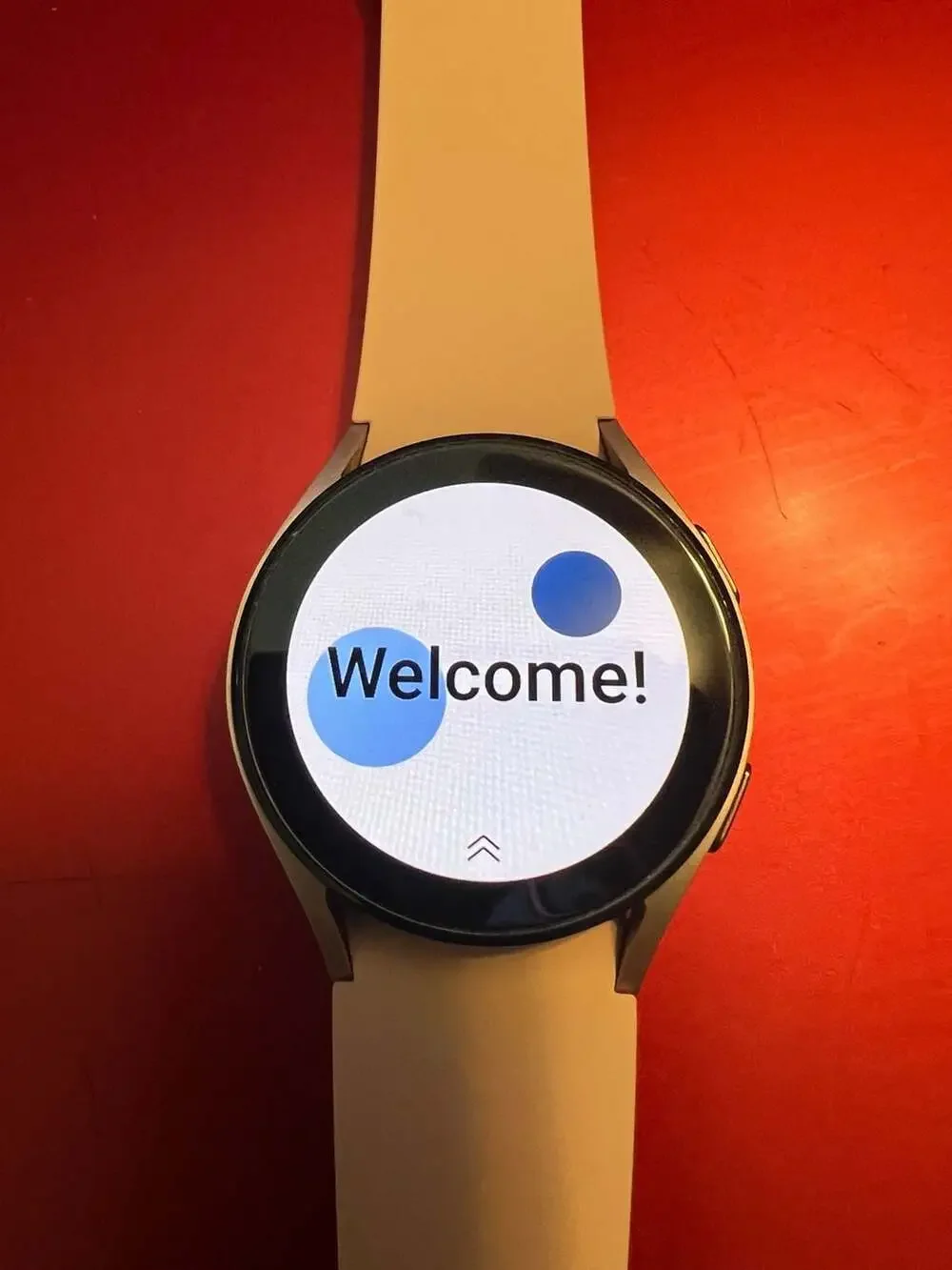 Samsung Galaxy Watch5 40mm LTE Smartwatch SM-R905U . Can make calls and unlocked